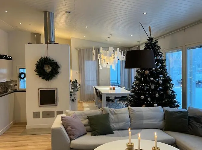 Arctic Circle Home For Winter Holiday